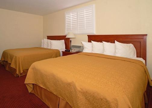 Days Inn & Suites By Wyndham Hickory Extérieur photo